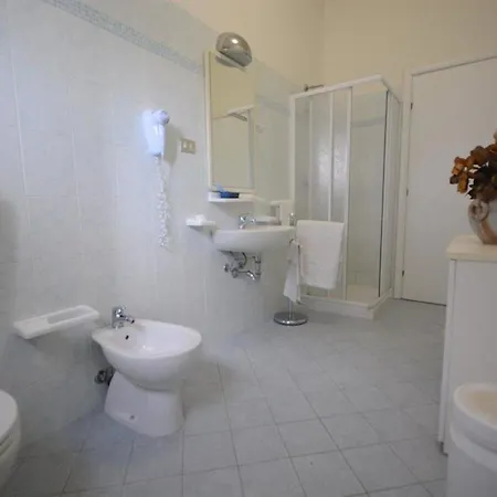 Отель Roxy Floridiana 3*
