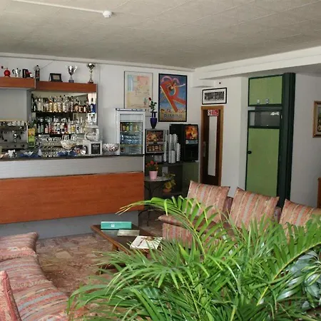 فندق Roxy Floridiana